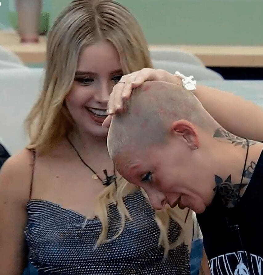 El inesperado regreso a Gran Hermano de Constanza "Coti" Romero es un agresivo desafío para la líder Juliana Furia Scaglione